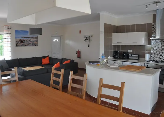 Casa Luna برايا دا أريفانا